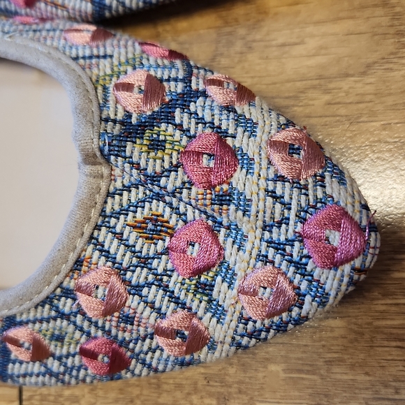 Rampage embroidered ballet flats sz 8 - Picture 2 of 3